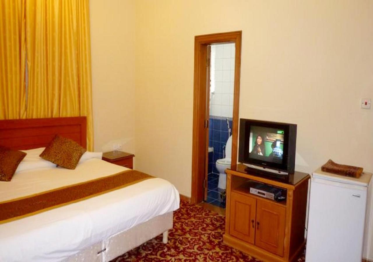 Al Safa Hotel Suites ชาซาน ภายนอก รูปภาพ